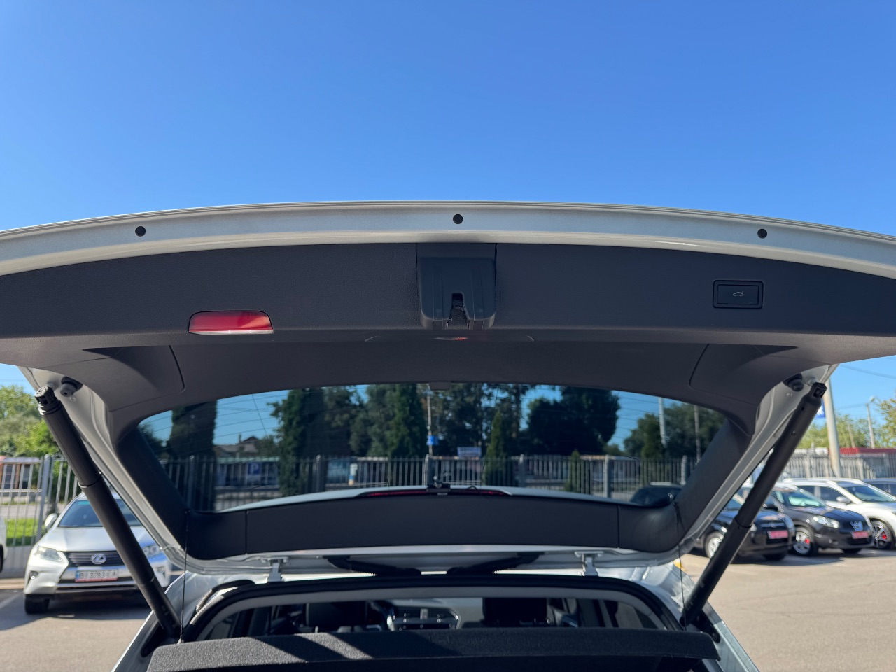 Volkswagen Tiguan - фото 45