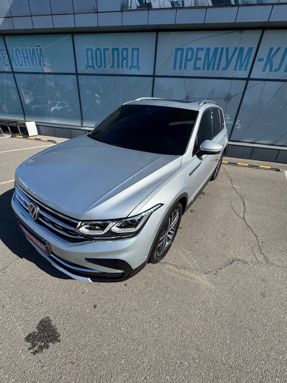 Volkswagen Tiguan - фото 6