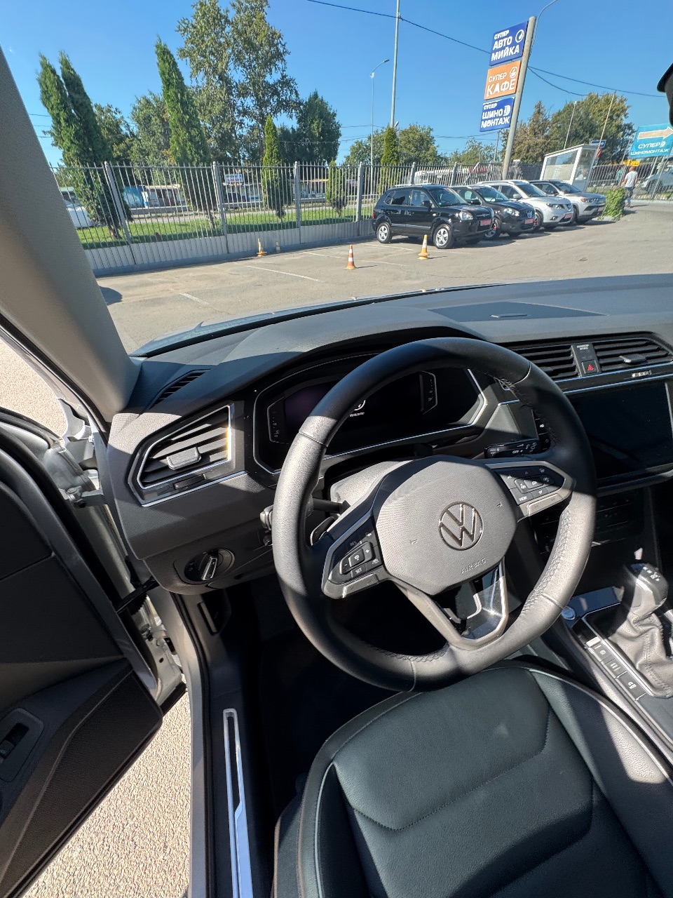 Volkswagen Tiguan - фото 21