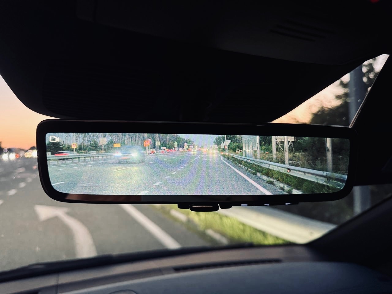 Mercedes-Benz EQV - фото 32