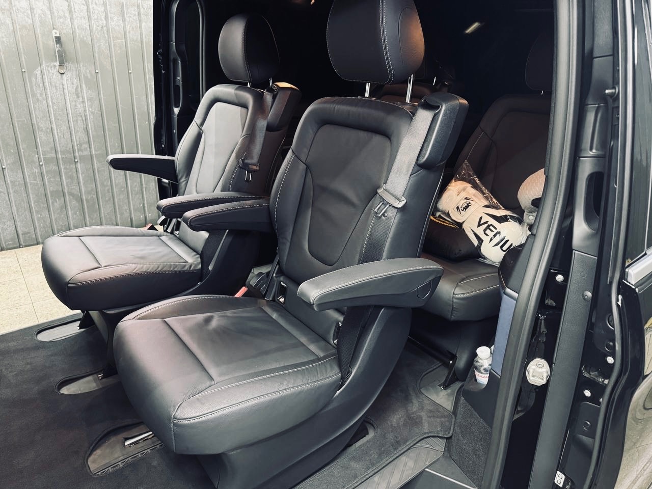 Mercedes-Benz EQV - фото 19