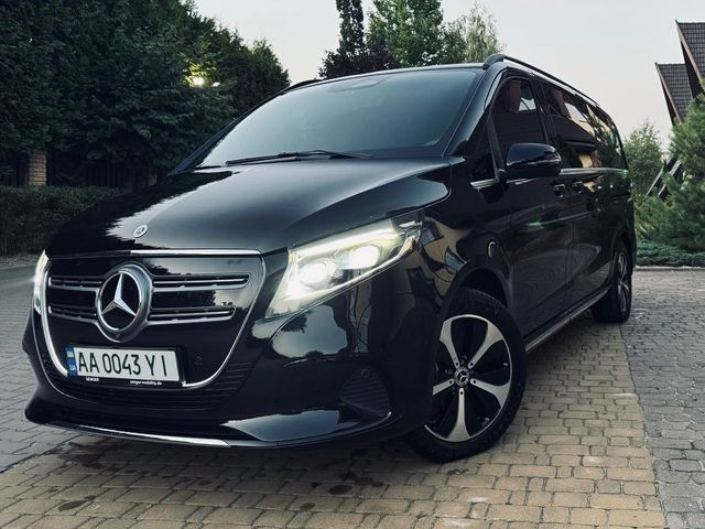 Mercedes-Benz EQV - фото 1