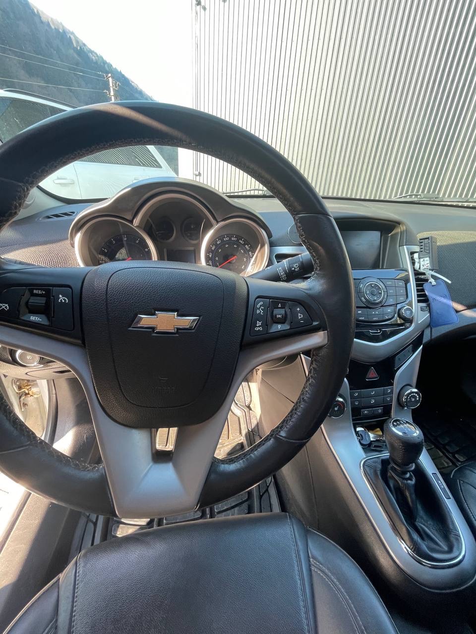 Chevrolet Cruze - фото 6