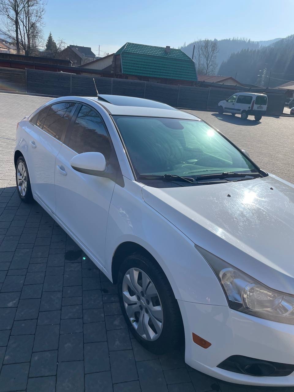 Chevrolet Cruze - фото 28