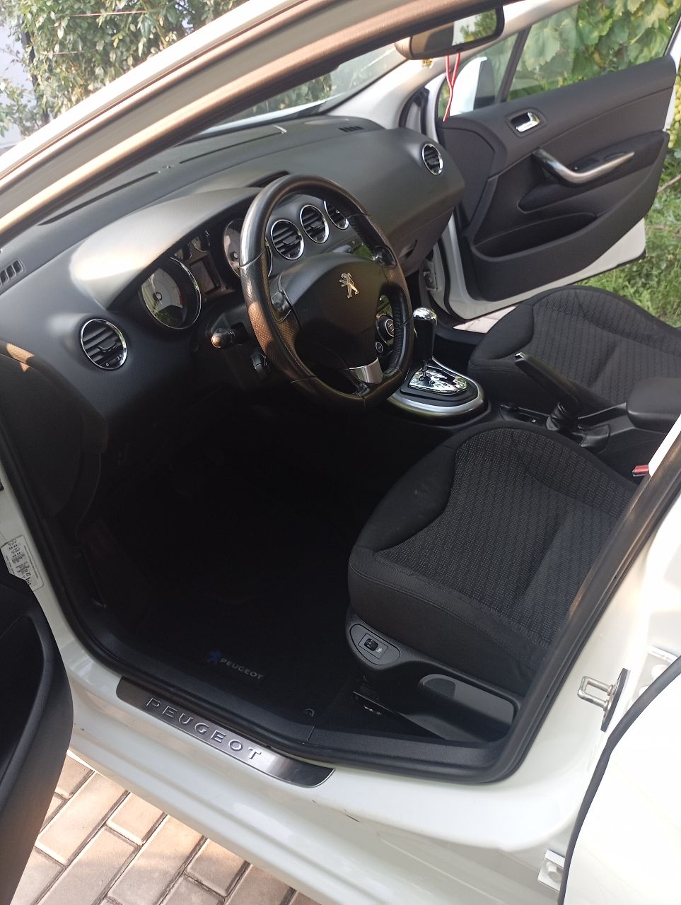 Peugeot 308 - фото 12