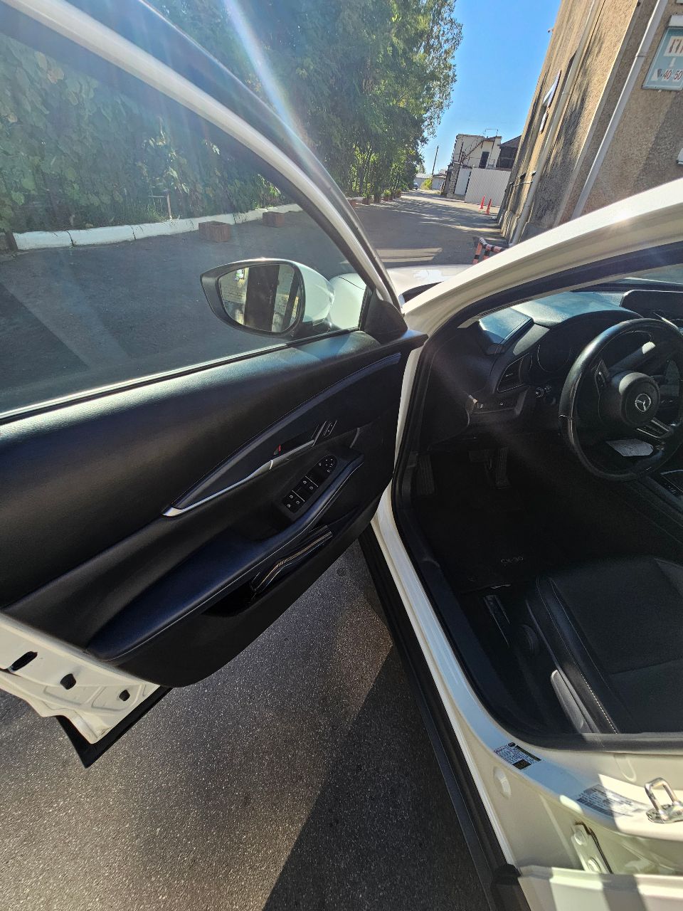 Mazda CX-30 - фото 17