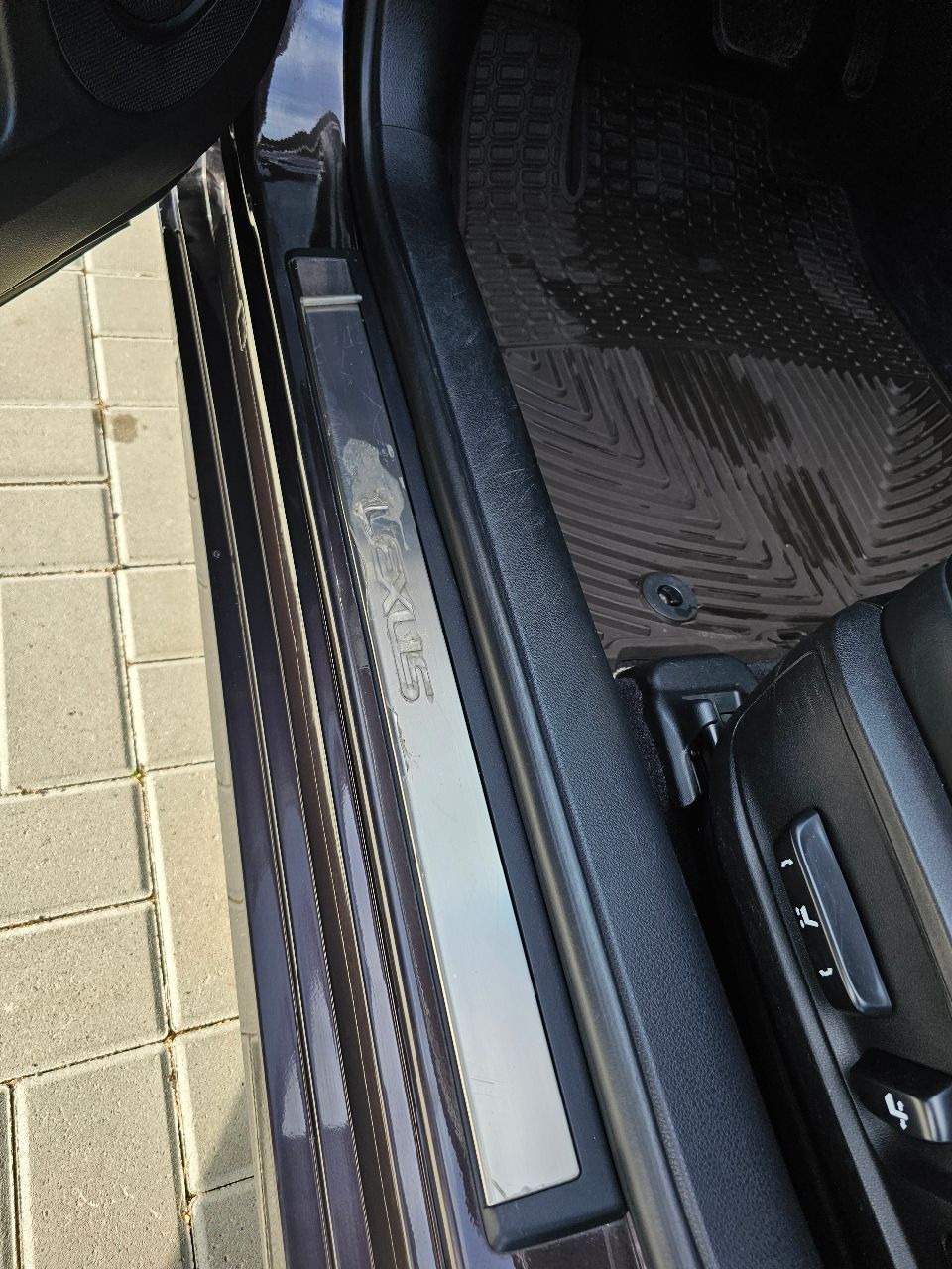 Lexus ES - фото 16