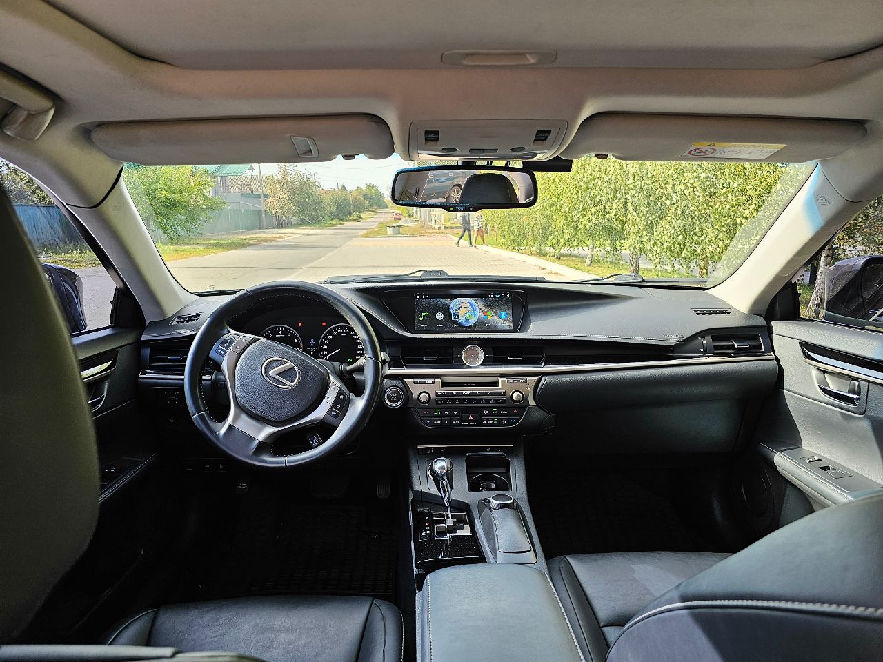 Lexus ES - фото 21