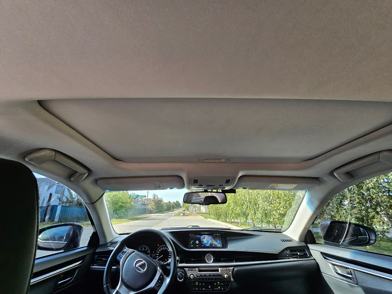 Lexus ES - фото 20