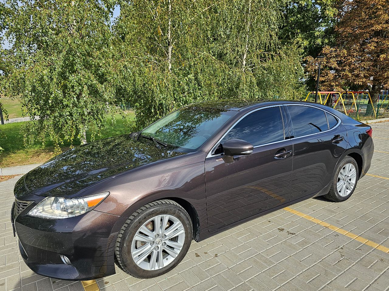 Lexus ES - фото 9