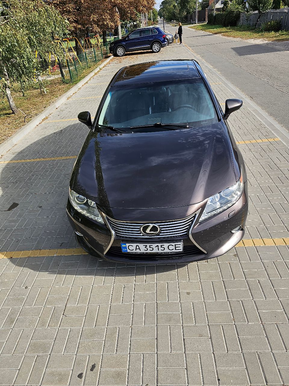 Lexus ES - фото 10