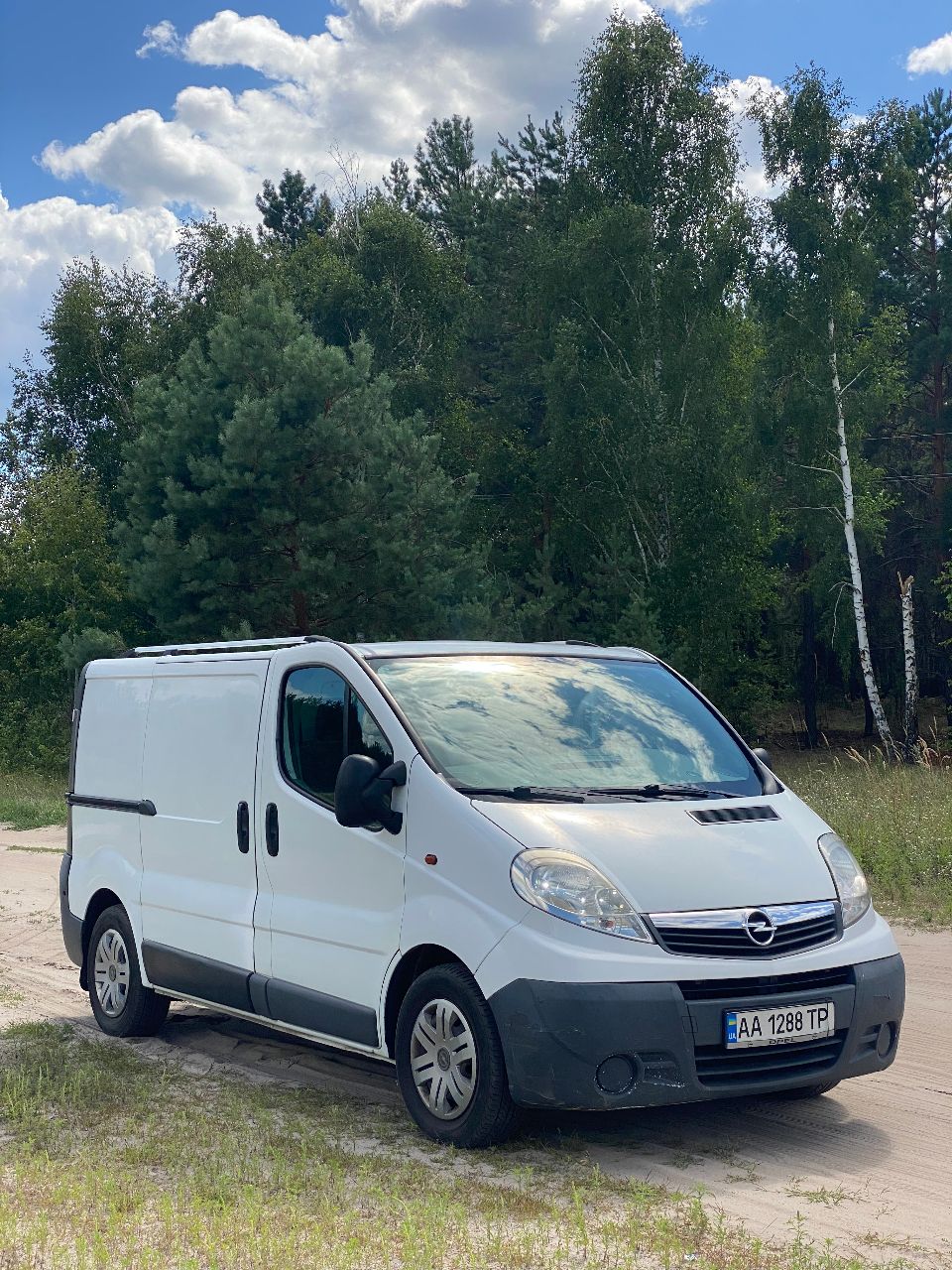 Opel Vivaro - фото 1