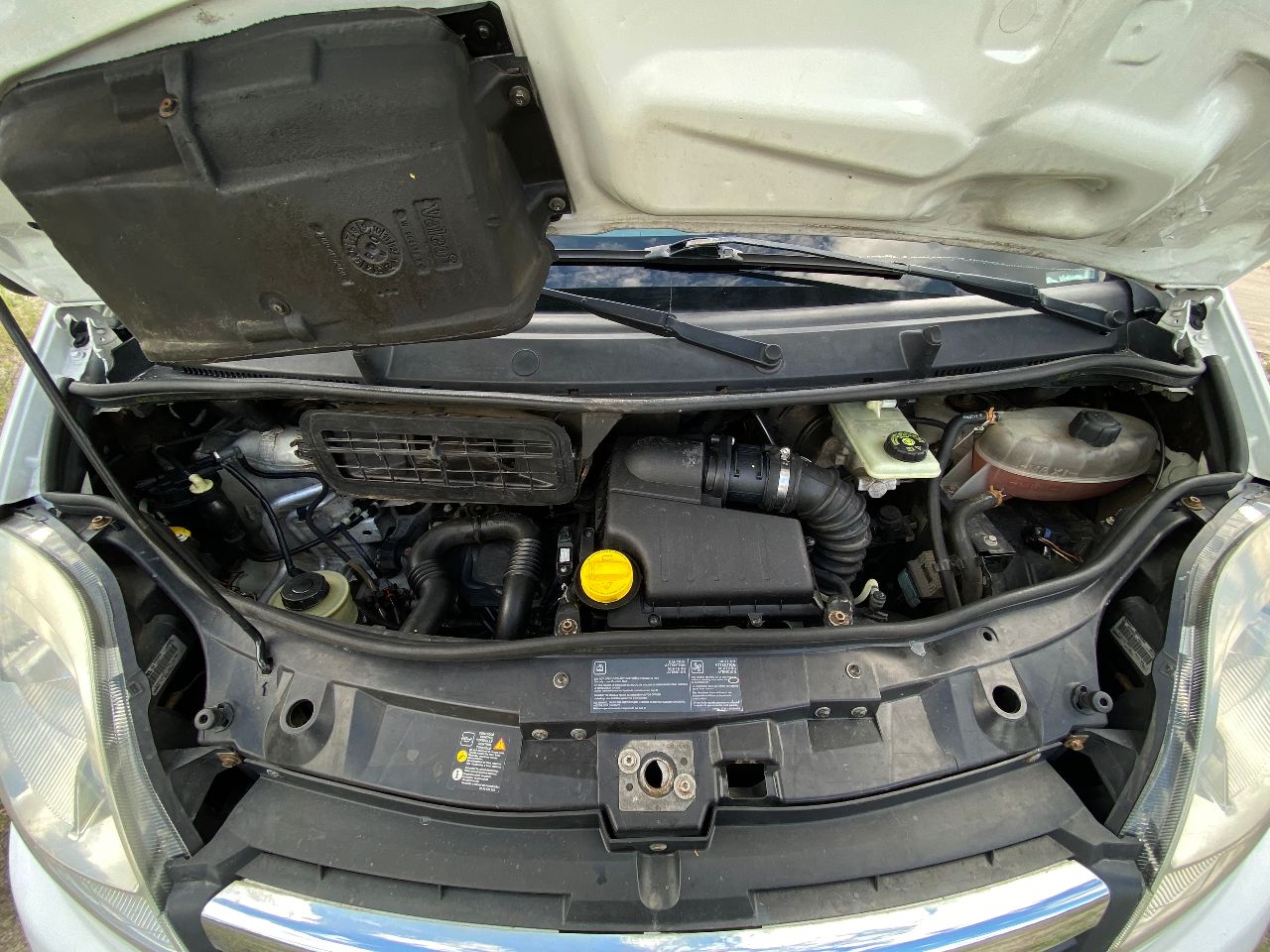 Opel Vivaro - фото 12