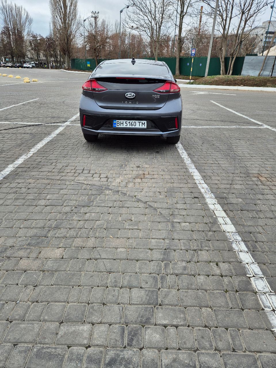 Hyundai IONIQ - фото 3