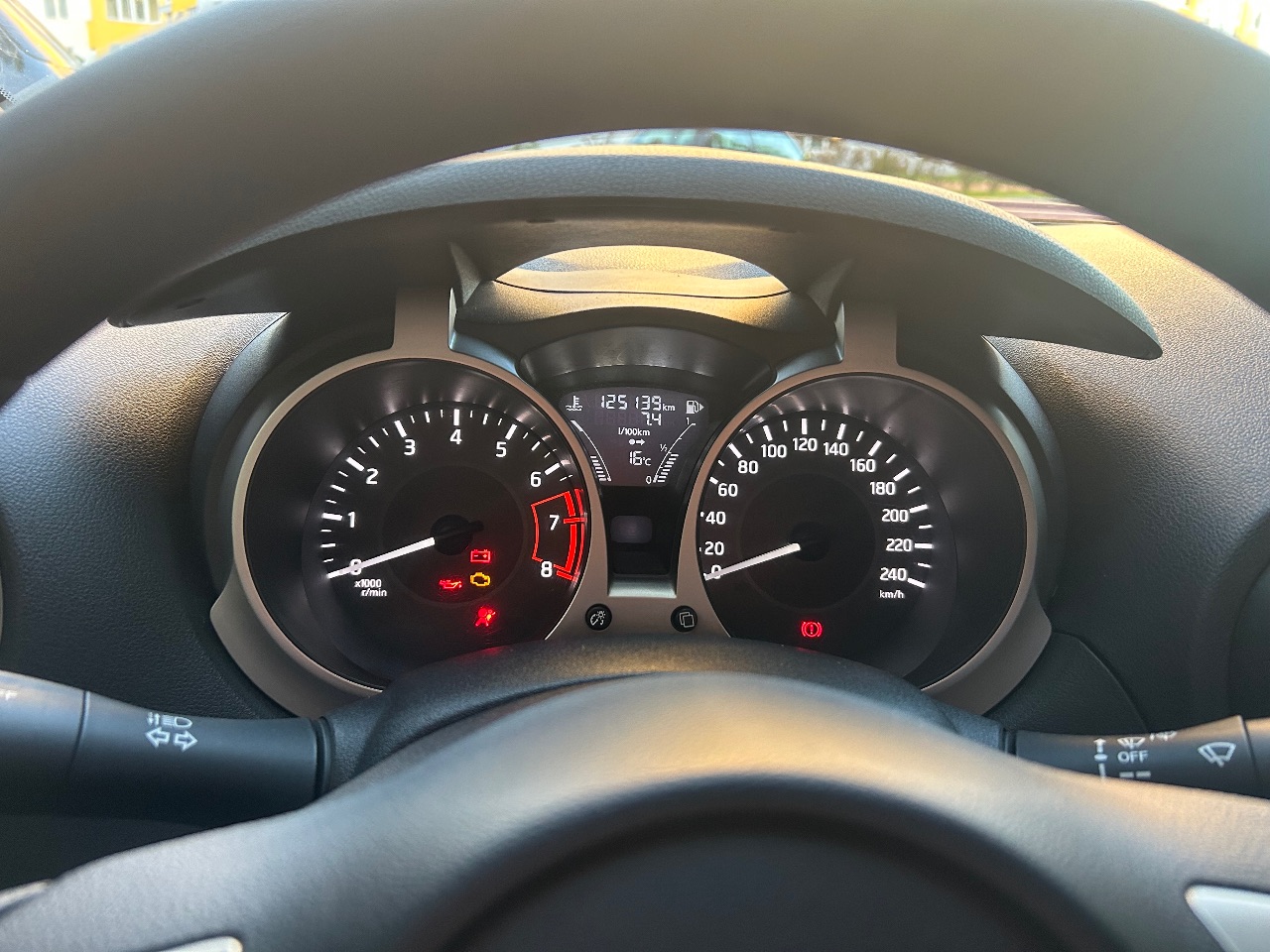 Nissan Juke - фото 6