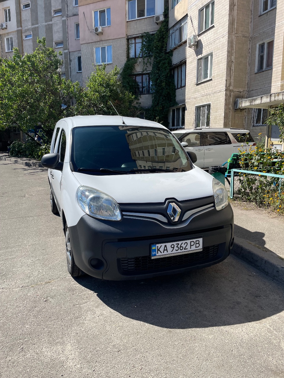 Renault Kangoo - фото 2