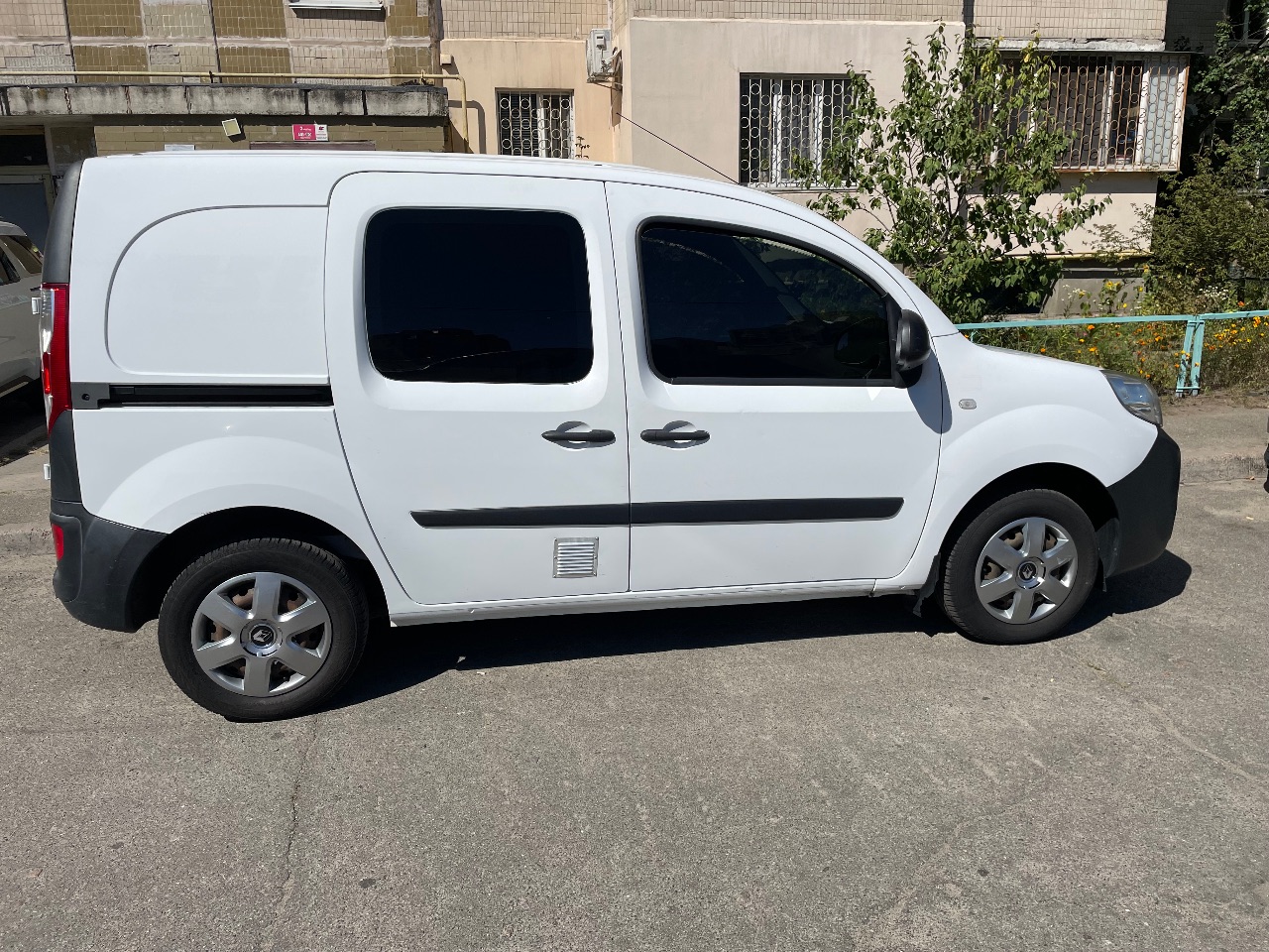 Renault Kangoo - фото 7