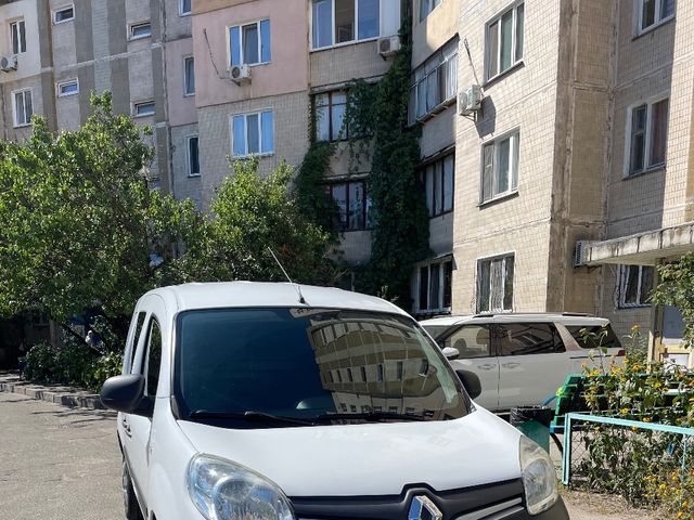 Renault Kangoo - фото 2