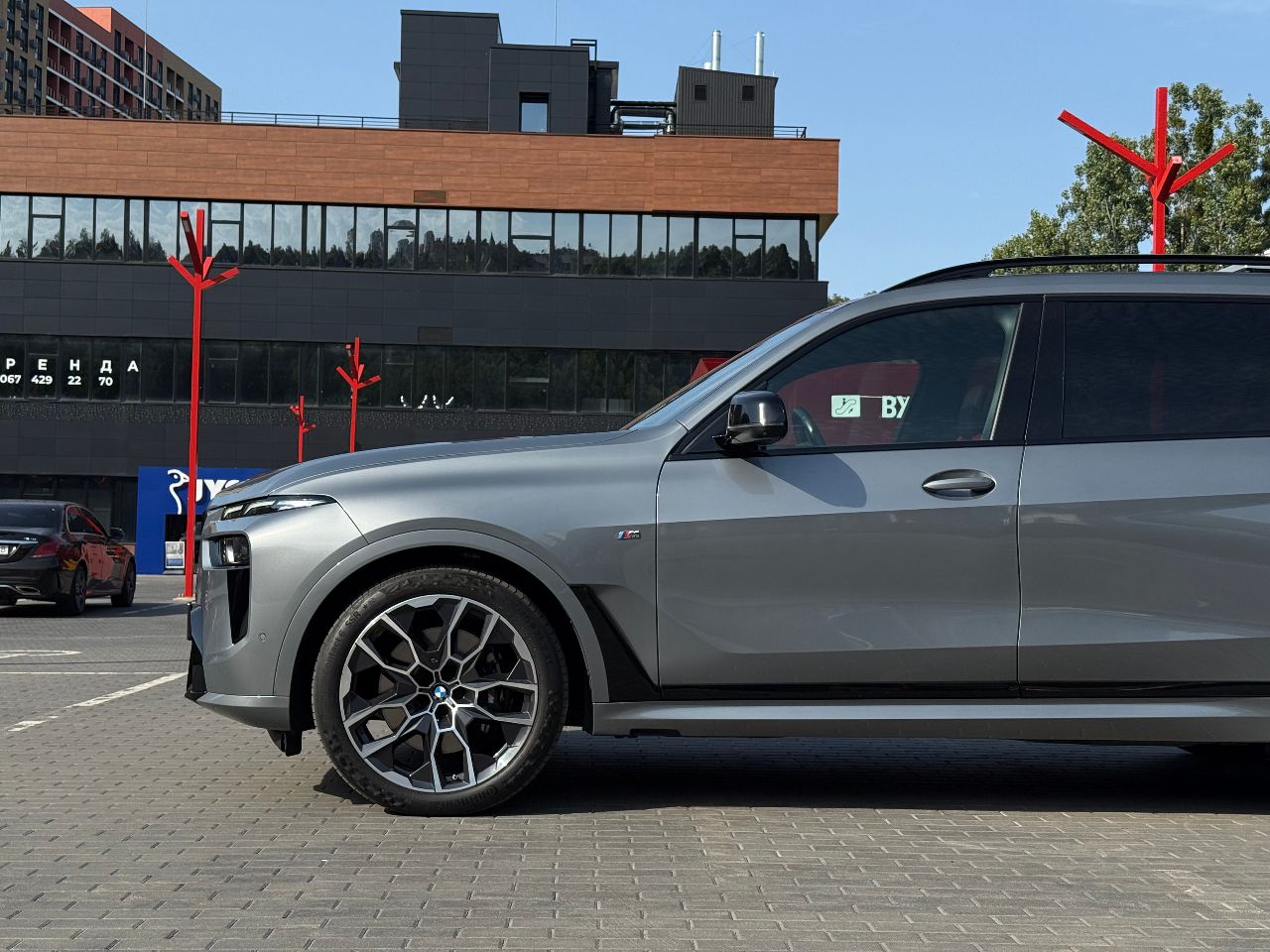 BMW X7 - фото 8