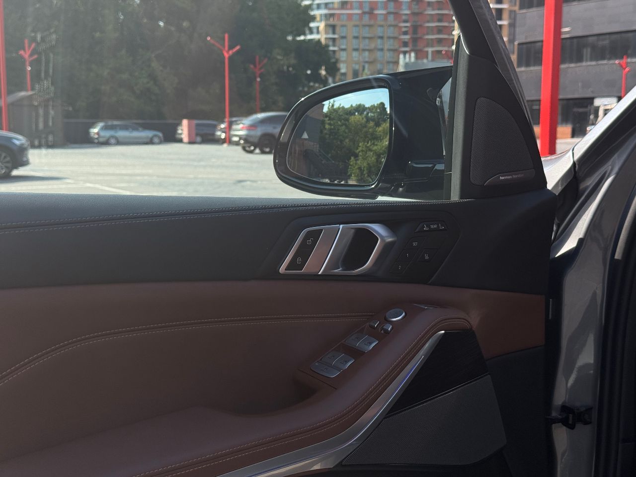 BMW X7 - фото 12