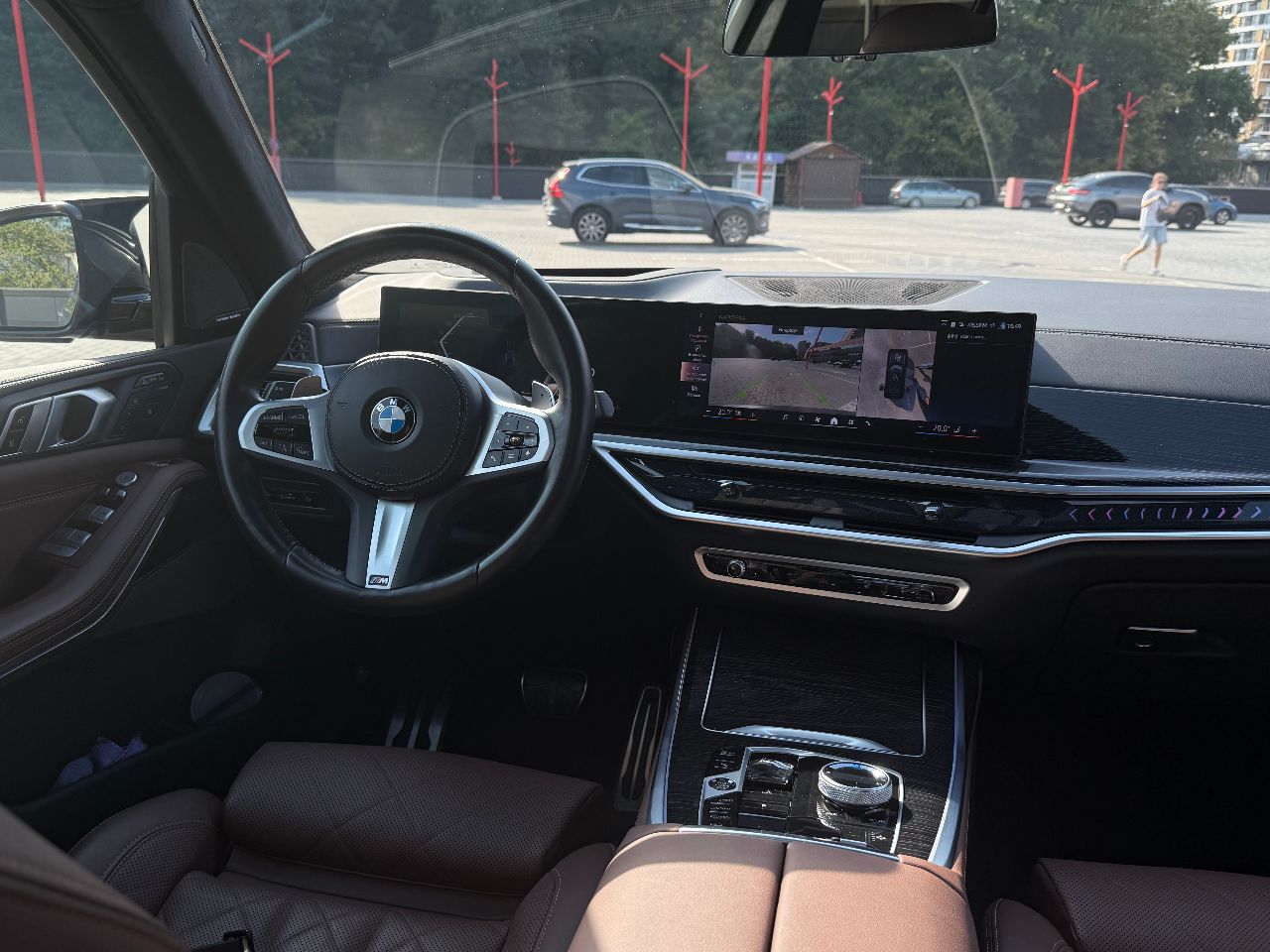 BMW X7 - фото 21