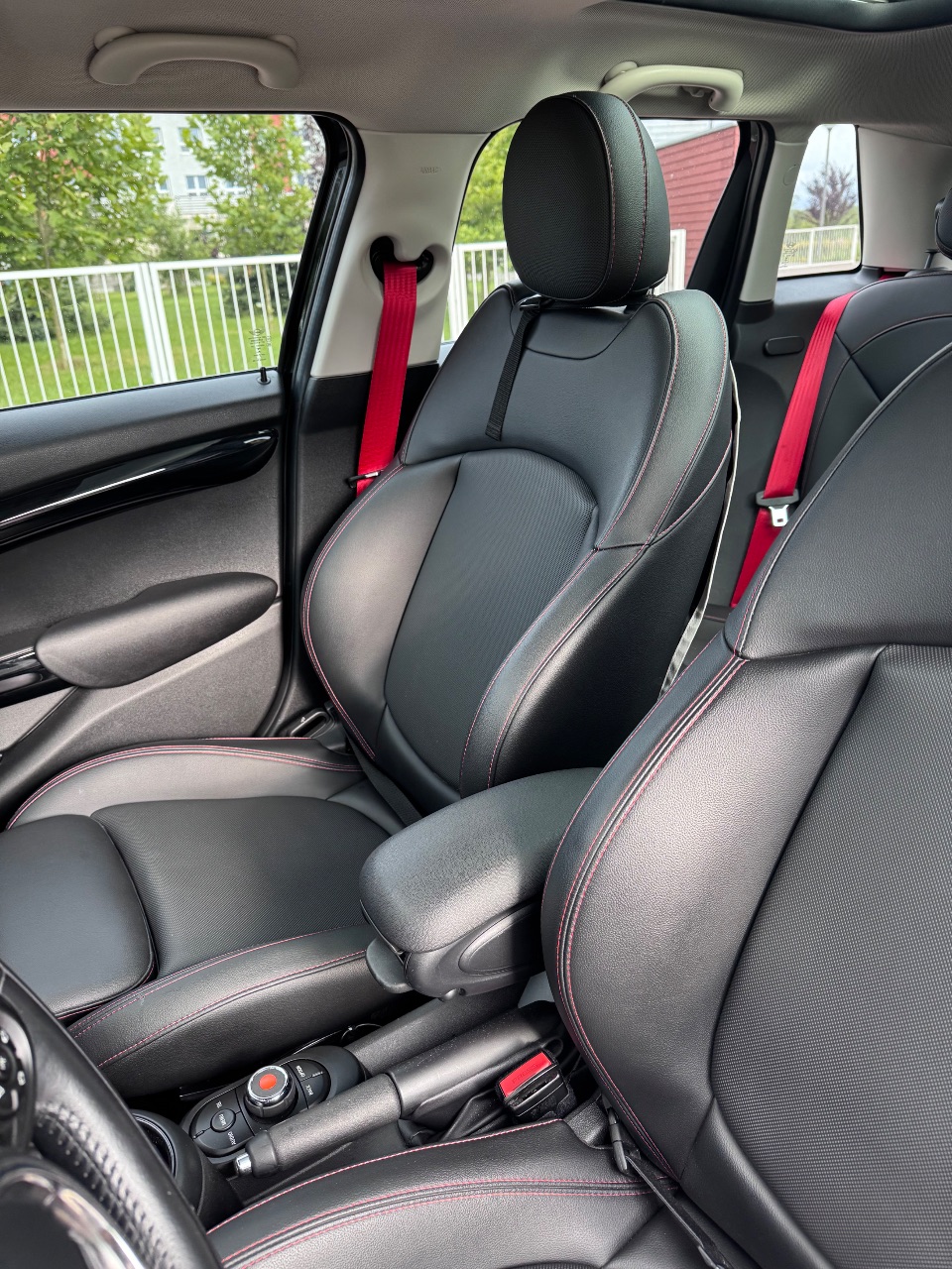 Mini Hatch - фото 21