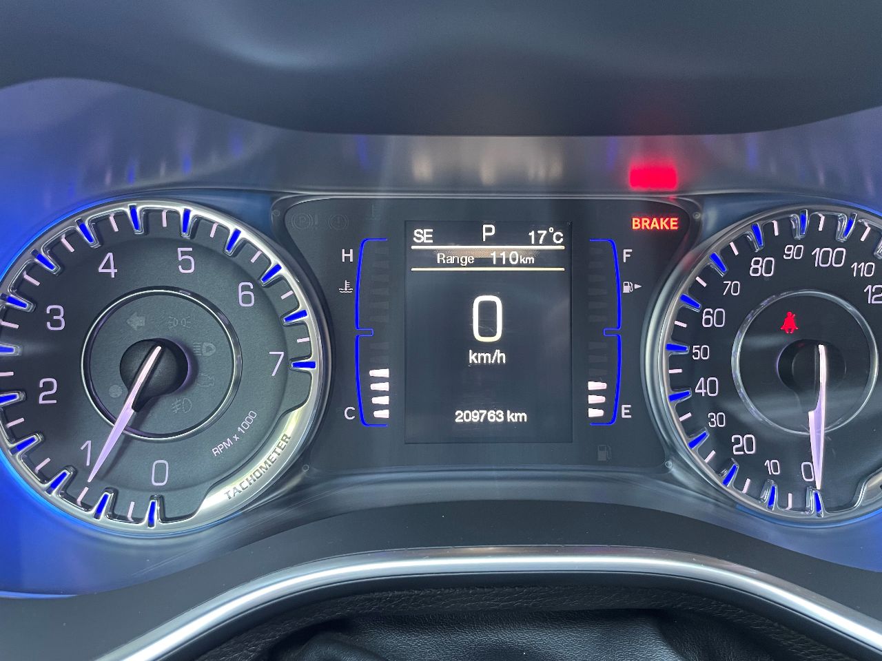 Chrysler 200 - фото 7