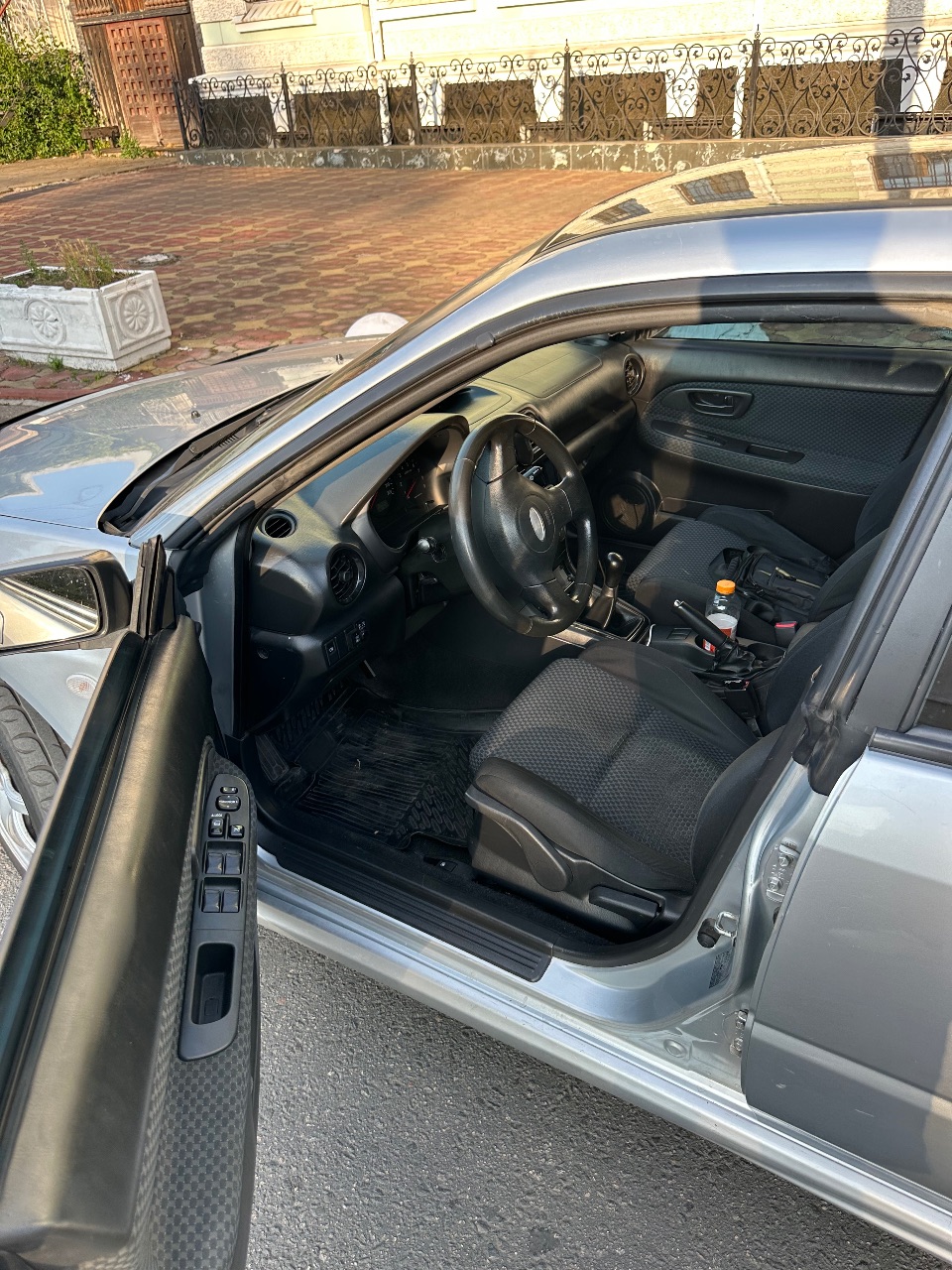 Subaru Impreza - фото 7