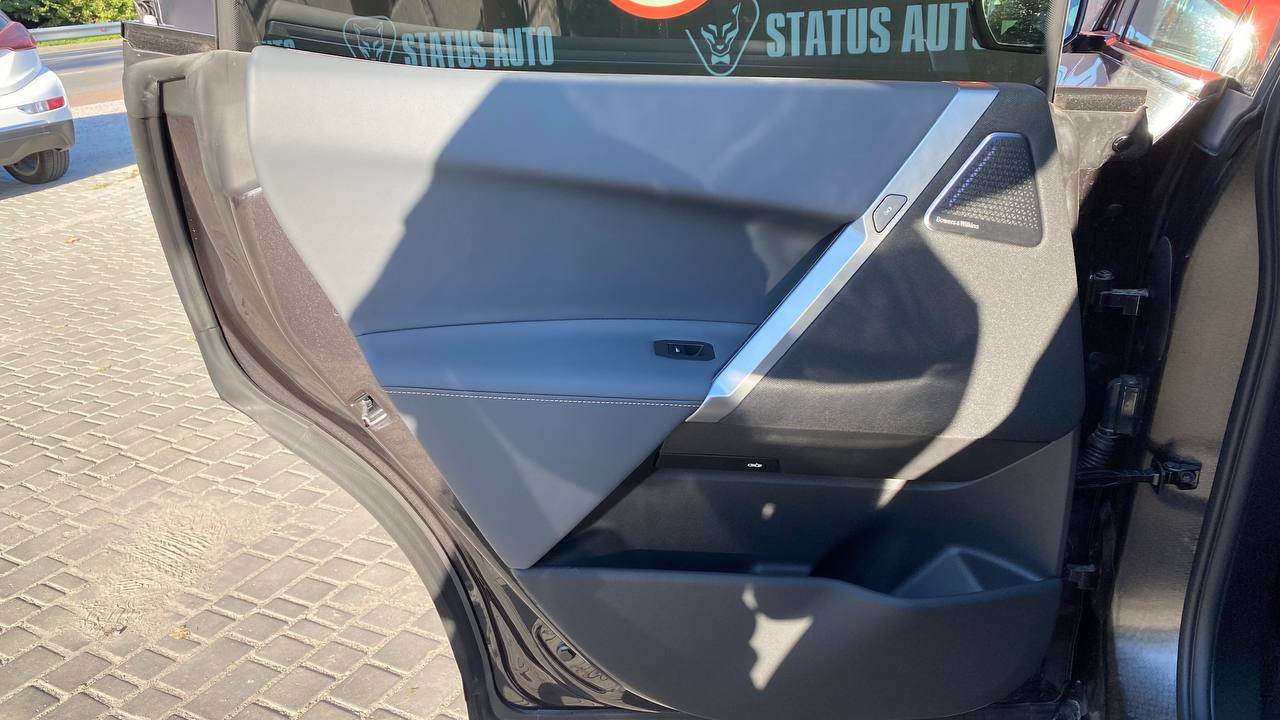 BMW iX - фото 29