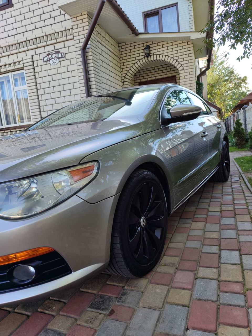 Volkswagen Passat CC - фото 4