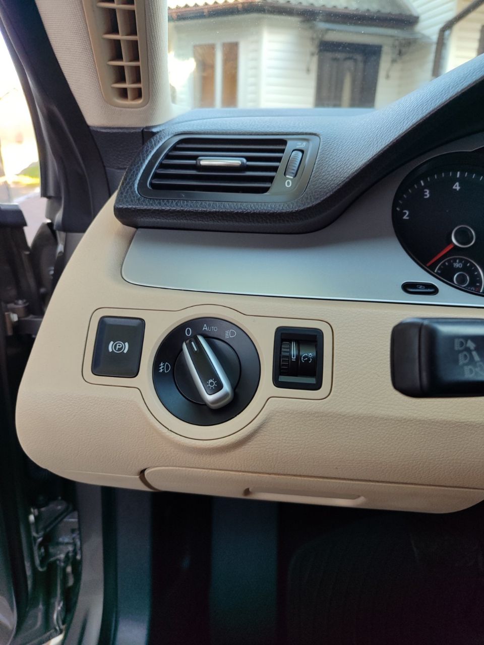 Volkswagen Passat CC - фото 22