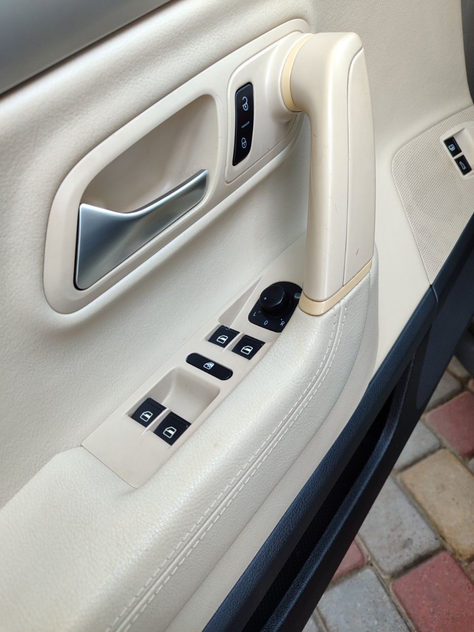 Volkswagen Passat CC - фото 31