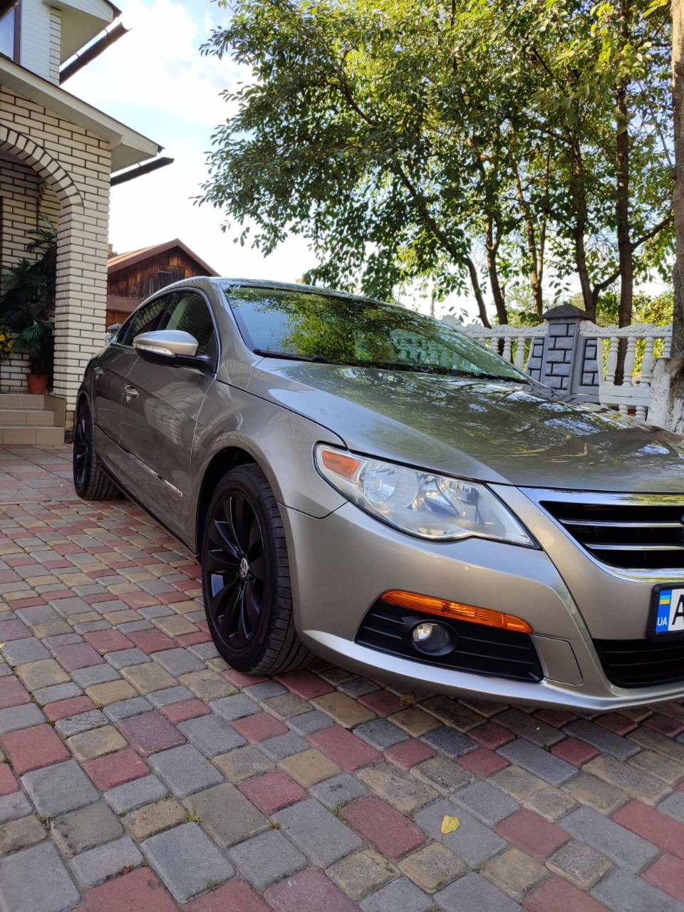 Volkswagen Passat CC - фото 3