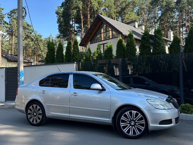 Skoda Octavia - фото 5
