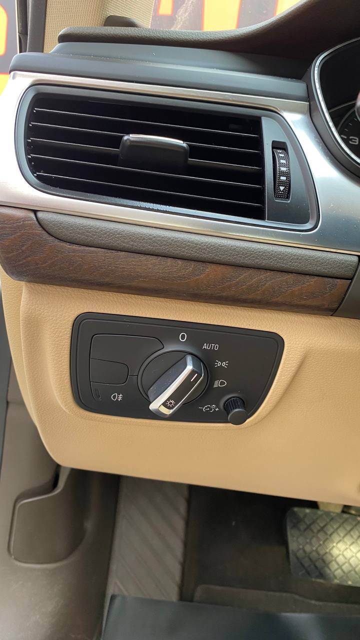 Audi A7 - фото 19