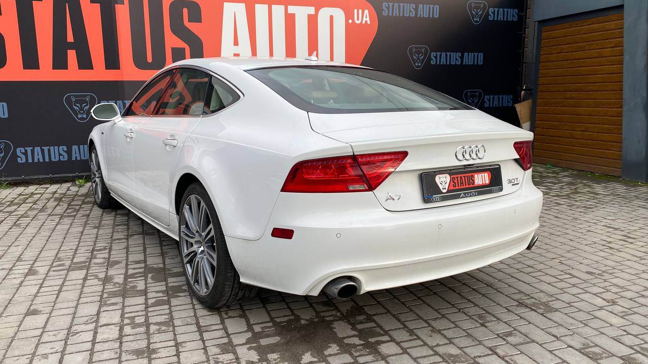 Audi A7 - фото 8
