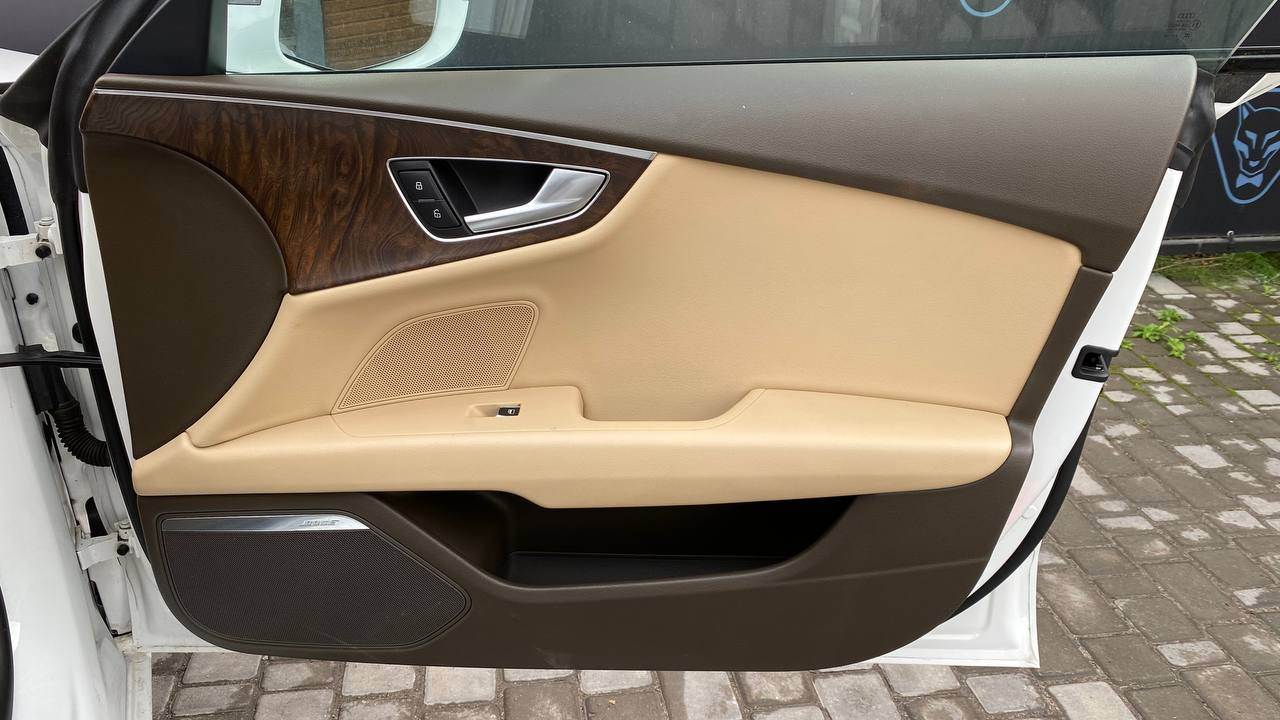 Audi A7 - фото 36