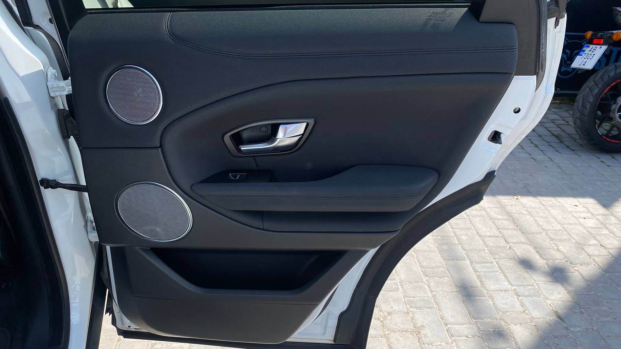 Land Rover Range Rover Evoque - фото 29