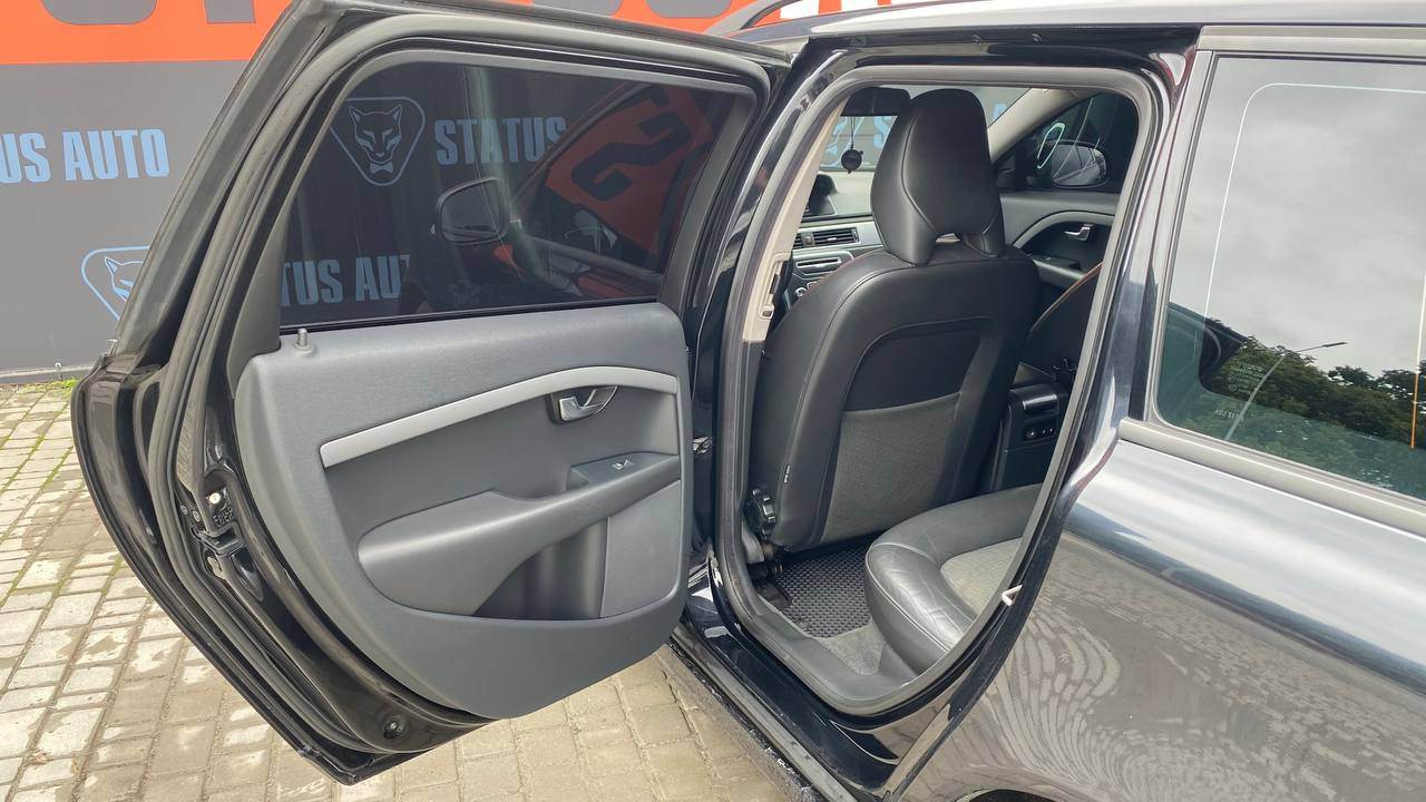 Volvo V70 - фото 26