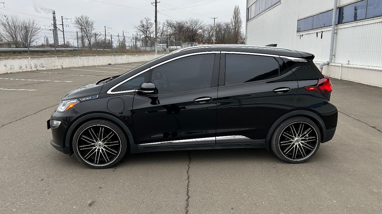 Chevrolet Bolt - фото 20