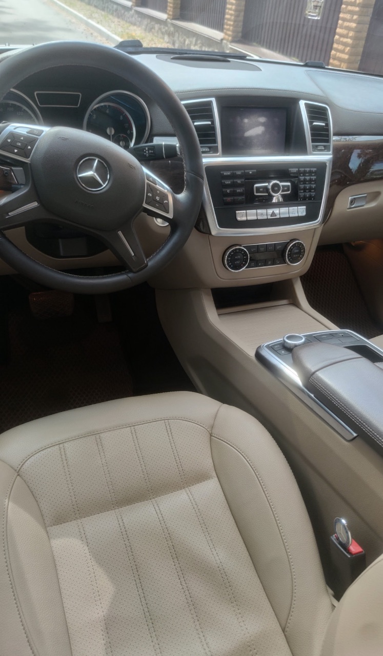 Mercedes-Benz GL-Класс - фото 31