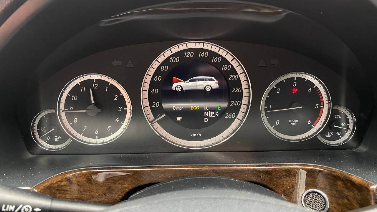 Mercedes-Benz E-Класс - фото 19