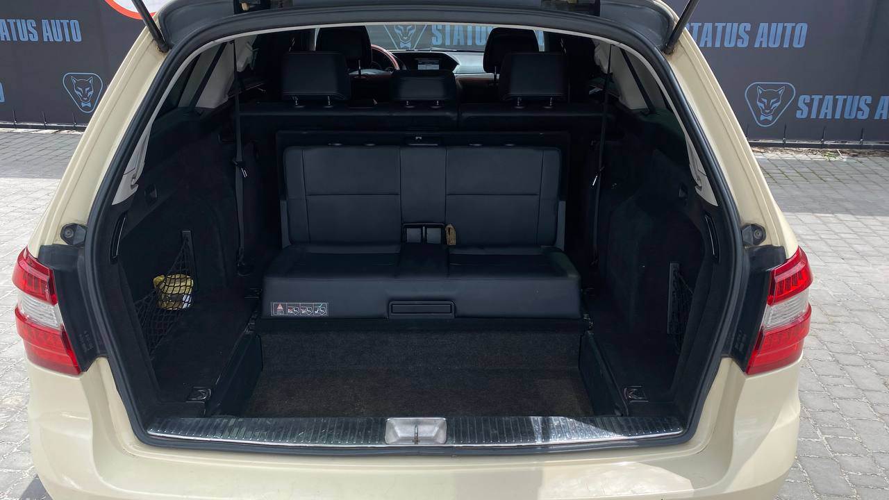 Mercedes-Benz E-Класс - фото 12