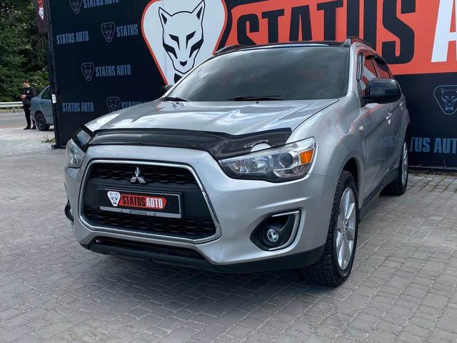 Mitsubishi Outlander Sport - зображення 1