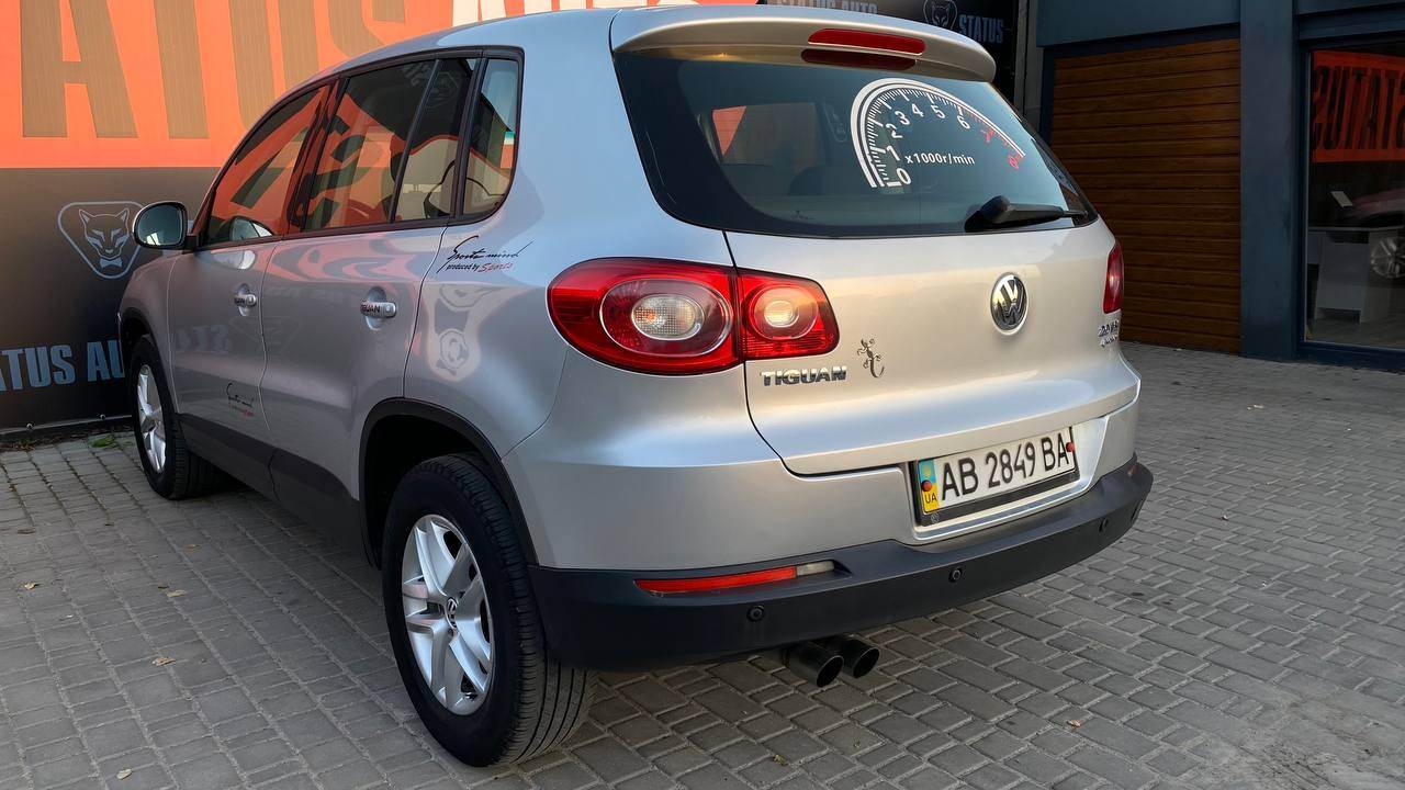 Volkswagen Tiguan - фото 8