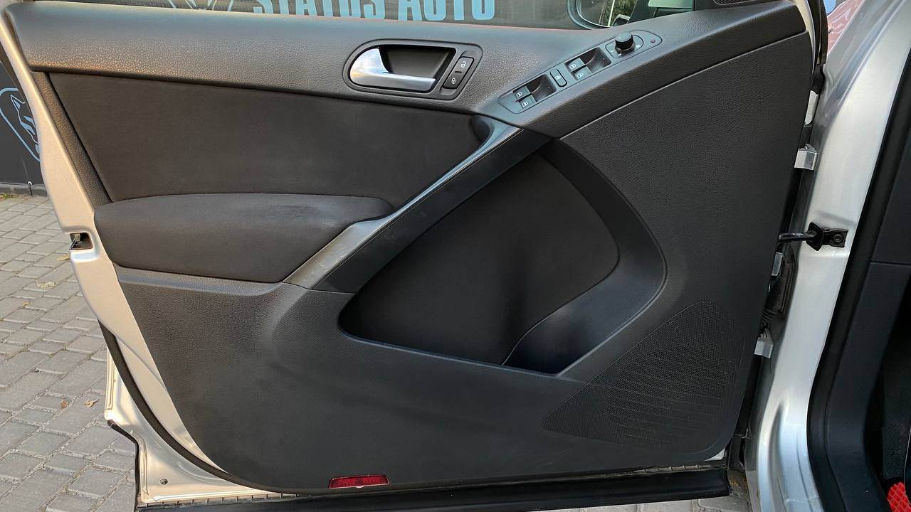 Volkswagen Tiguan - фото 15
