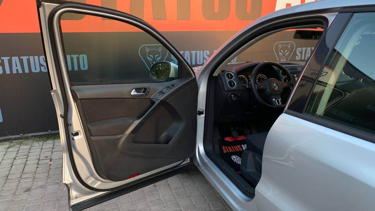 Volkswagen Tiguan - фото 14