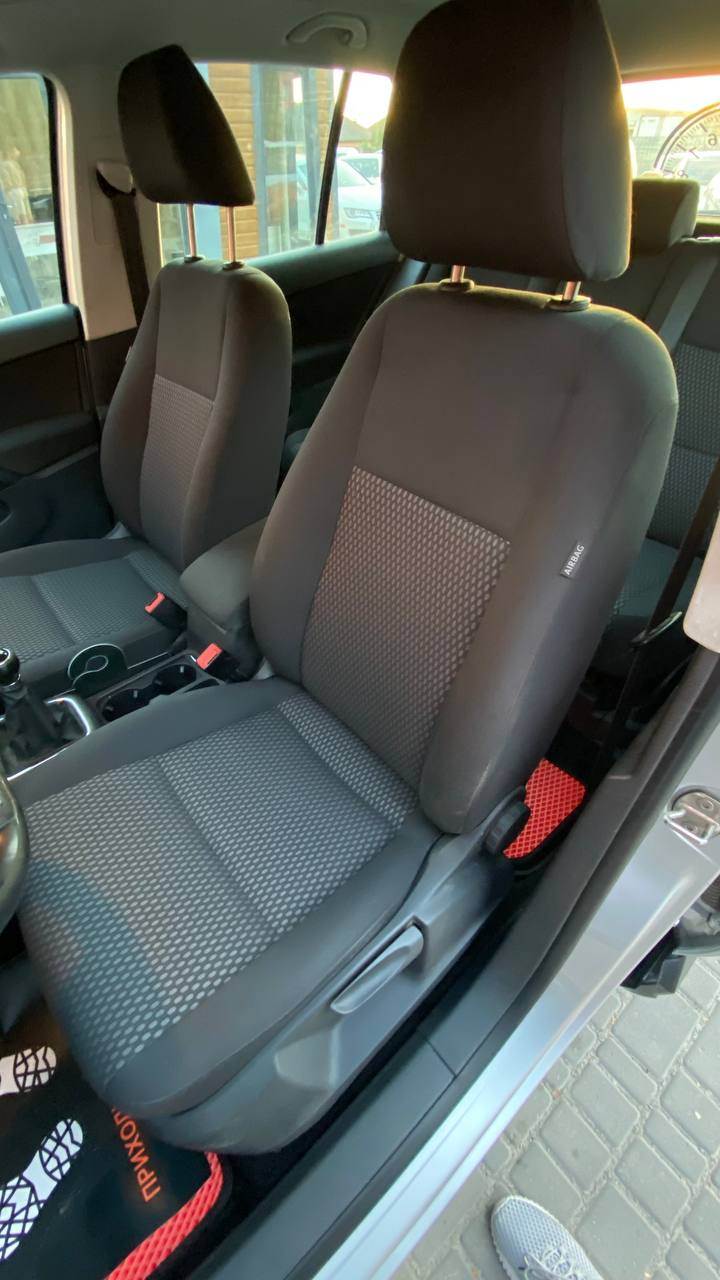 Volkswagen Tiguan - фото 17