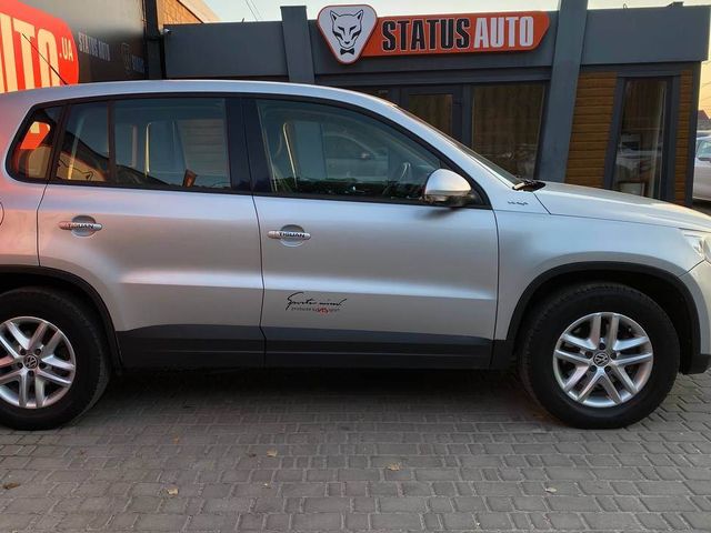 Volkswagen Tiguan - фото 4