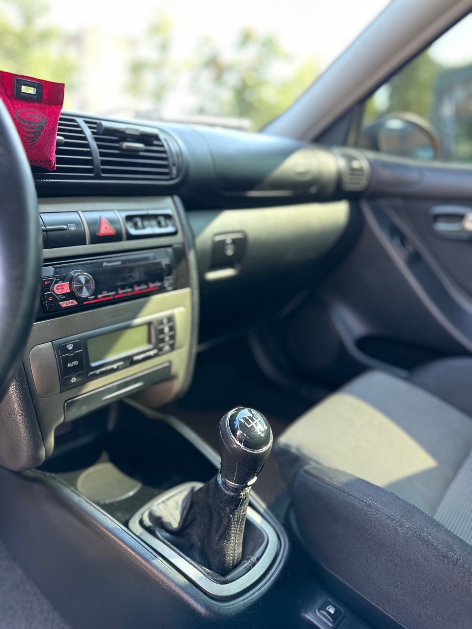 SEAT Leon - фото 14